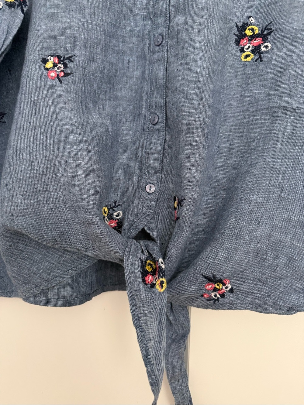 Charter Club Linen Floral Embroidered Tie-Front Blouse - XL - Picture 7 of 9